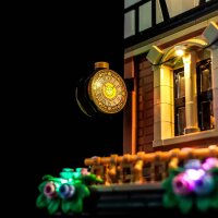 BB Set di illuminazione a LED per LEGO&reg; 10350 Tudor Corner House, incluso telecomando