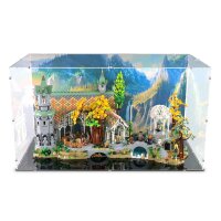 Display in acrilico per LEGO&reg; 10316 Il Signore degli Anelli: Gran Burrone (con immagine di sfondo e pavimento nero)