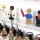 Pr&eacute;sentoir mural en acrylique pour 40 figurines LEGO&reg; (avec fond blanc)