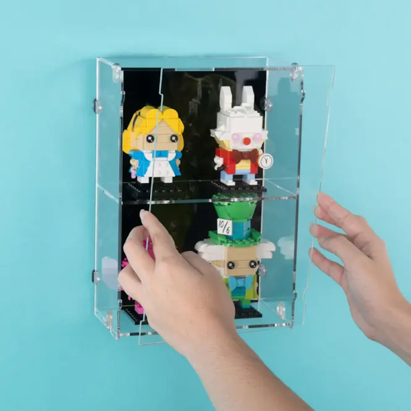 2in1 Acrylic Desk & wall display for LEGO&reg; BrickHeadz (with black background)